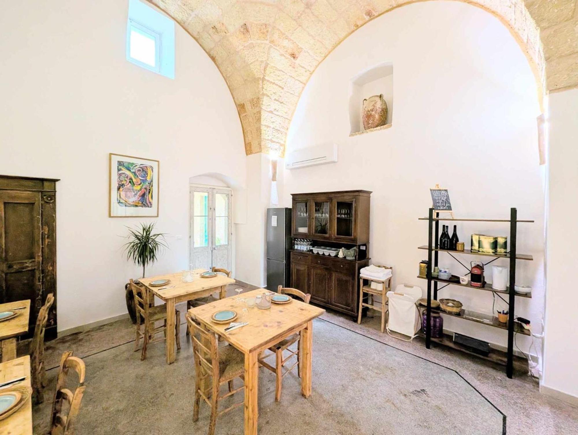 The Art Of Leo Bed & Breakfast Lucugnano Exterior photo